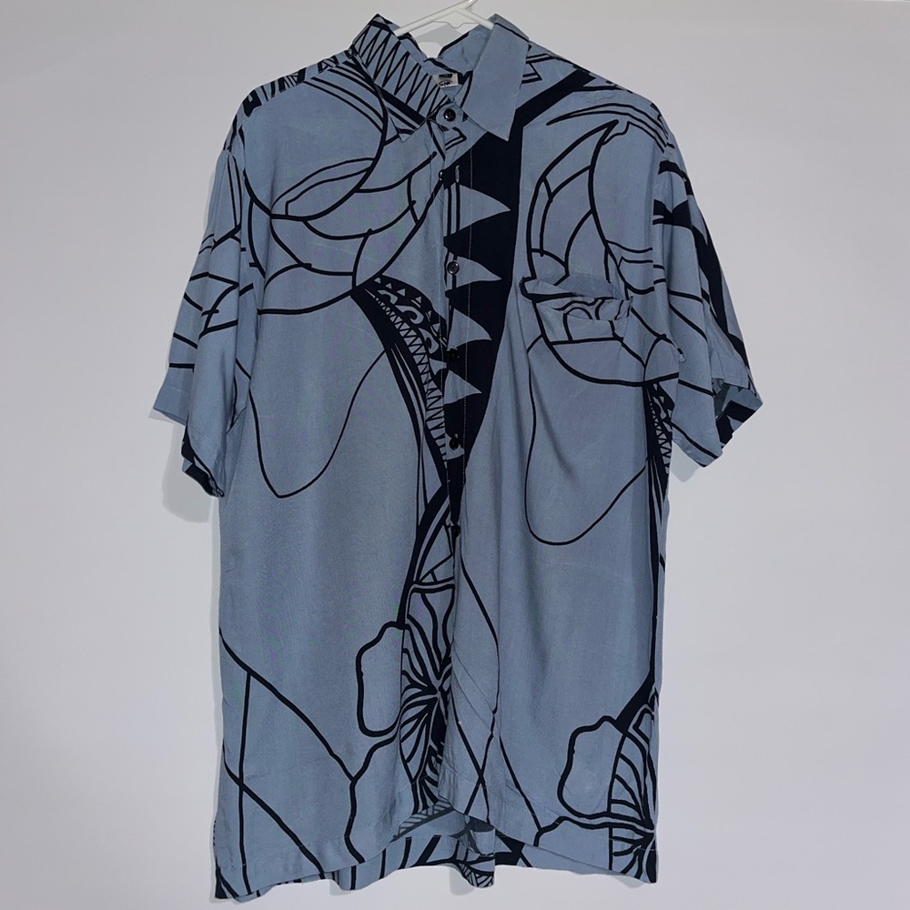 Men's Hawaiian missing polynesia button down shirt size large